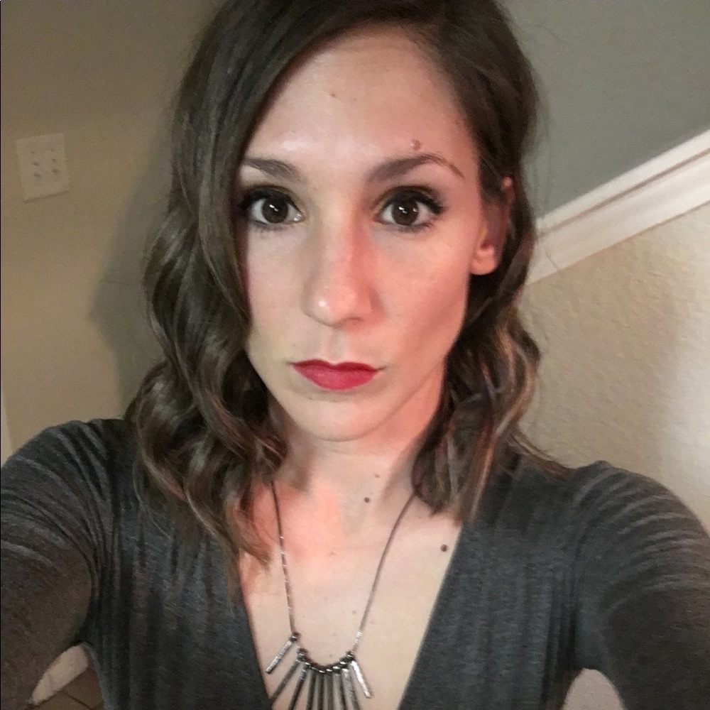 Meet your Posher, Karly